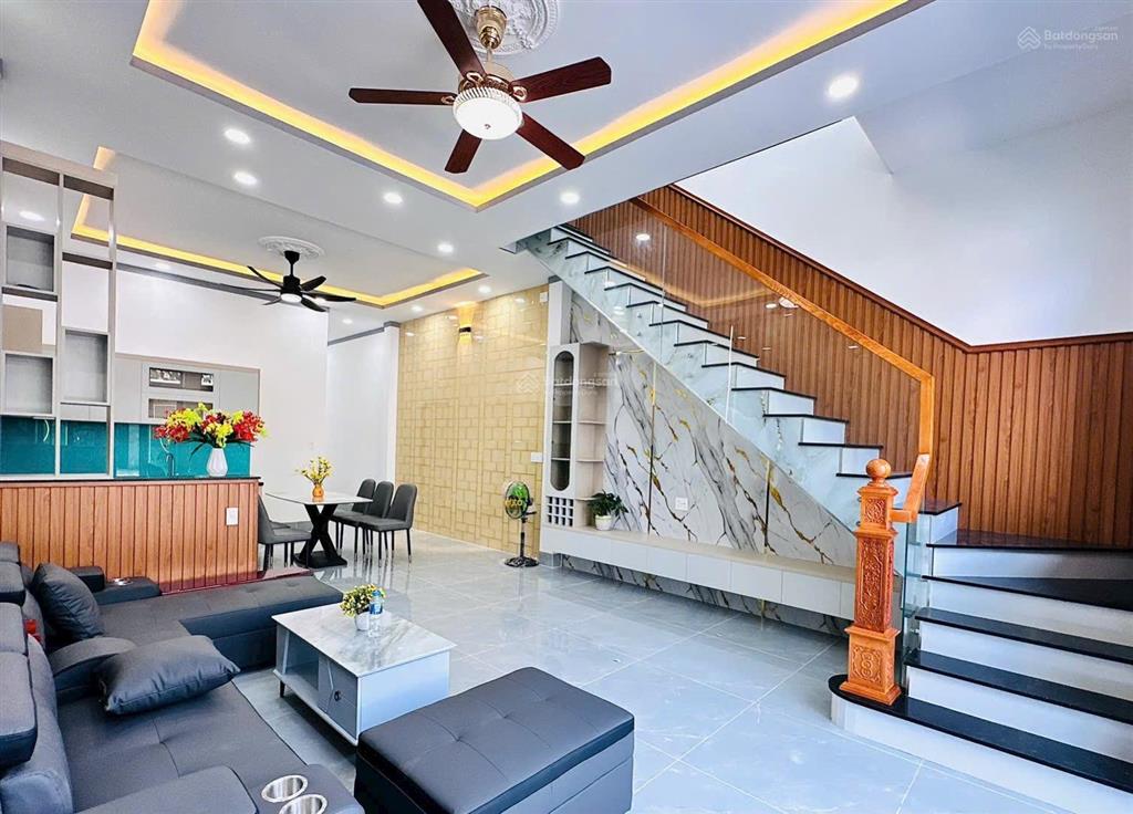 Bán nhà kp3 trảng dài đối diện uỷ ban nhân dân phường