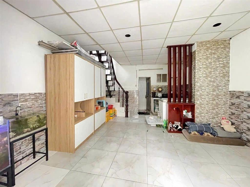 Hiếm có nhà 2 tầng đường tô ngọc vân 28m2 giá chỉ 2,5 tỷ có thương lượng
