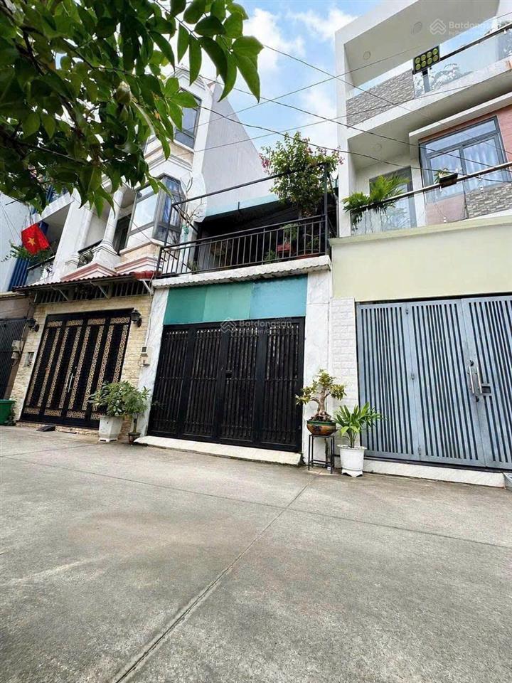 5,4 tỷ nhà 2 tầng 54m ngang 4m ô tô vào nhà khu phân lô gần hồng long, ql13