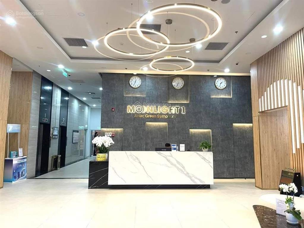 Bán căn hộ 2 pn+ tầng 19 view hồ, công viên  5.6 tỷ có thương lượng
