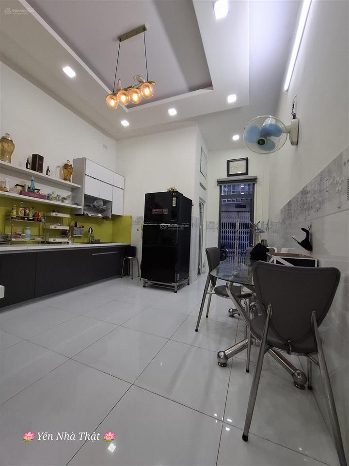 Nhà 2 mặt tiền giá rẻ  khu vực hiếm nhà bán  vừa ở vừa kd,hoặc cho thuê có dòng tiền rất ngon