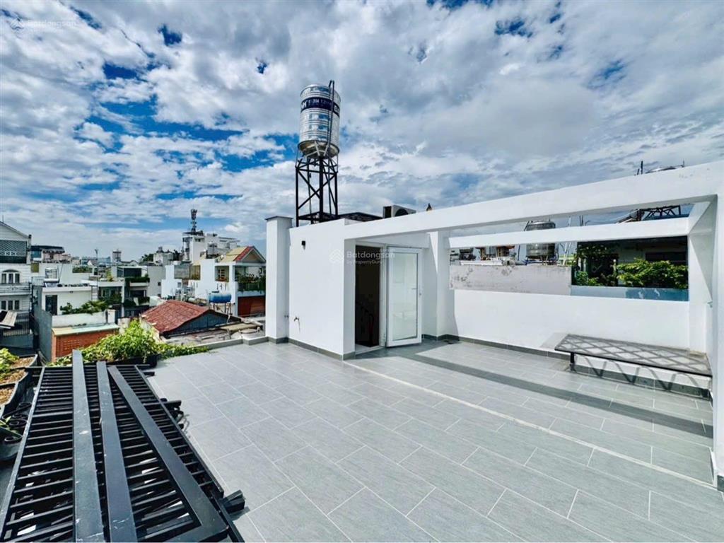 Nhà đẹp xây mới phong cách tân cổ điển có 4 pn tại p11 gò vấp. diện tích 7m x 7m