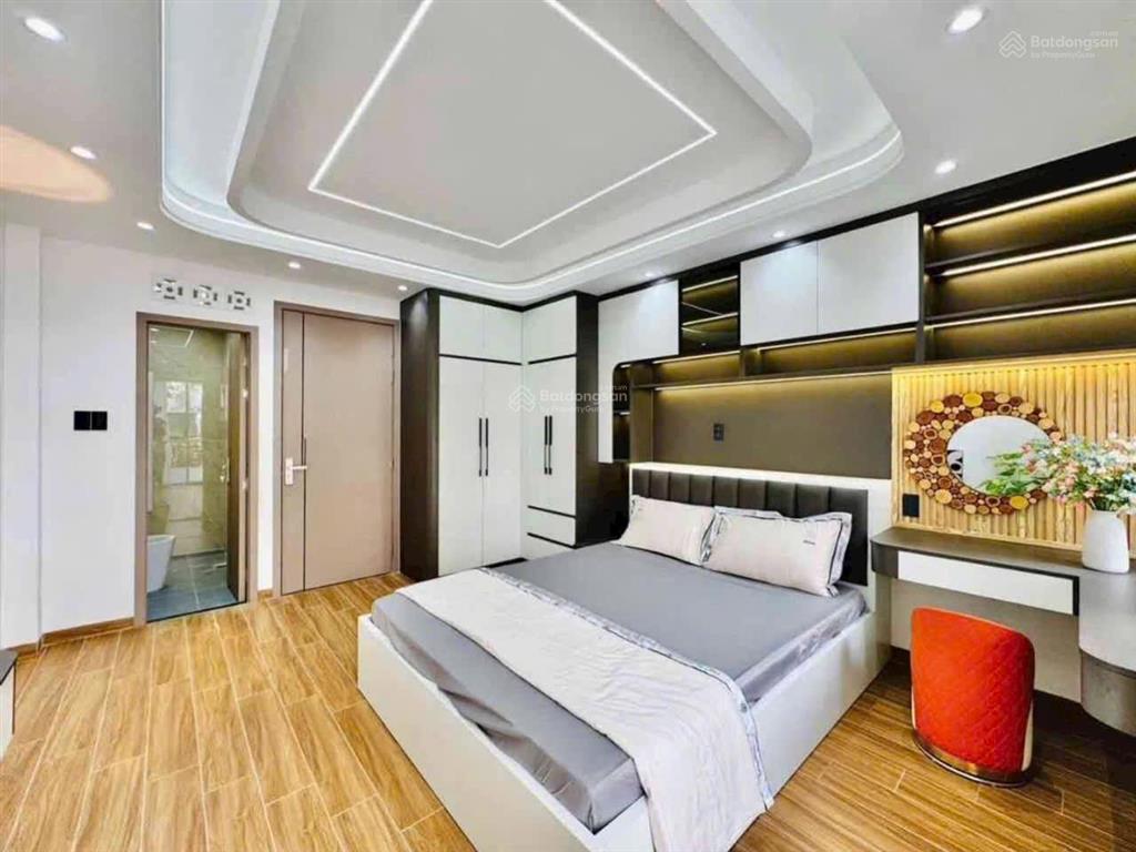 Siêu phẩm 5 tầng  thang máy  hxh ngay phạm văn chiêu  nguyễn văn khối  55m2  4pn