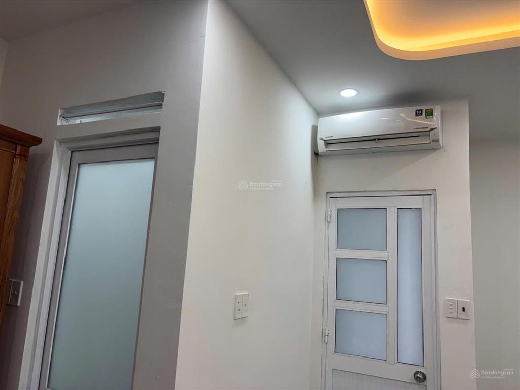 Cho thuê 9 triệu / tháng, 3 ngủ full nội thất phúc an city ( đức hoà  long an ) .