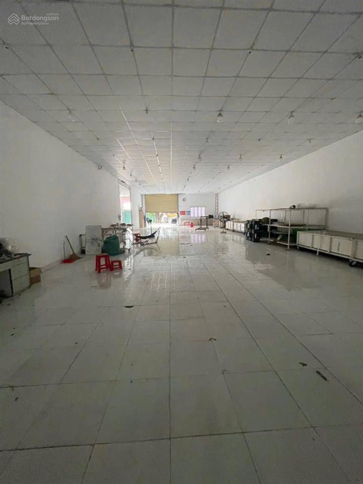 Cho thuê kho xưởng 650m2 (30 triệu/tháng), mt đường xe công