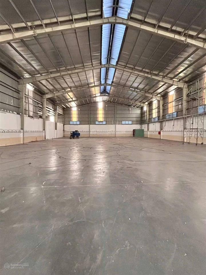 Chủ gửi cho thuê kho xưởng 1500 m2 ( 70 triệu / tháng ) đức hòa đông  long an