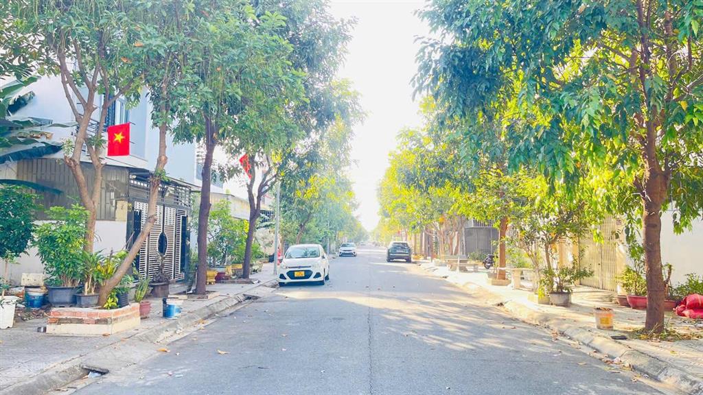 Đất khu đô thị khu đô thị an bình tân dt 100m2 ngang 5m đường 13m