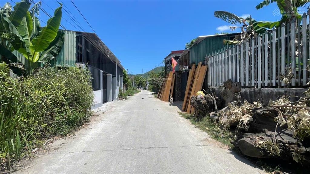 Đất mặt tiền trần đăng ninh phước đồng dt 213m2 ngang 6m full thổ cư