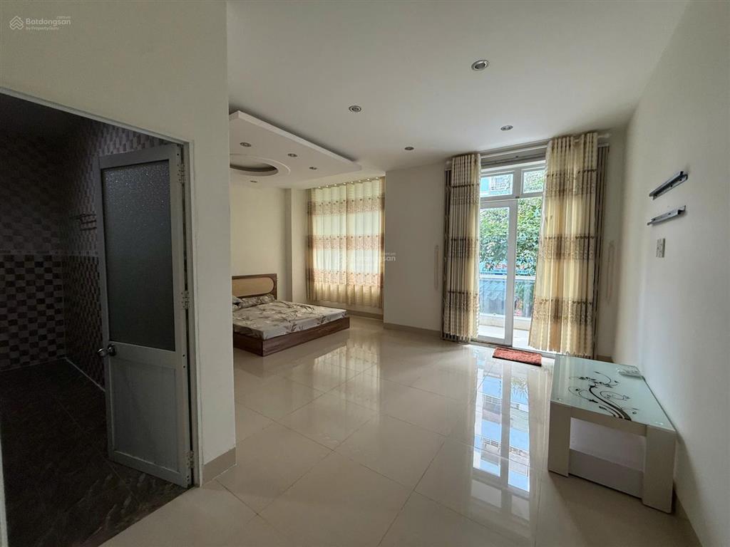 Nhà 3 tầng mặt tiền đường b5 kđt vĩnh điềm trung dt 108m2 ngang 6m gần trường quốc tế