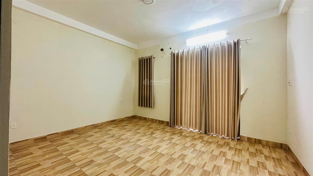 Nhà 3 tầng kđt an bình tân nha trang dt 100m2 đường 13m sổ hồng