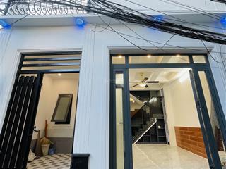 Bán nhà trệt lầu xây mới hẻm bờ kè hoàn văn thụ gần bờ hồ xáng thổi