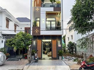 Bán nhà 3 tầng xây mới full nội thất trục chính d13 kdc hồng loan hướng đông nam