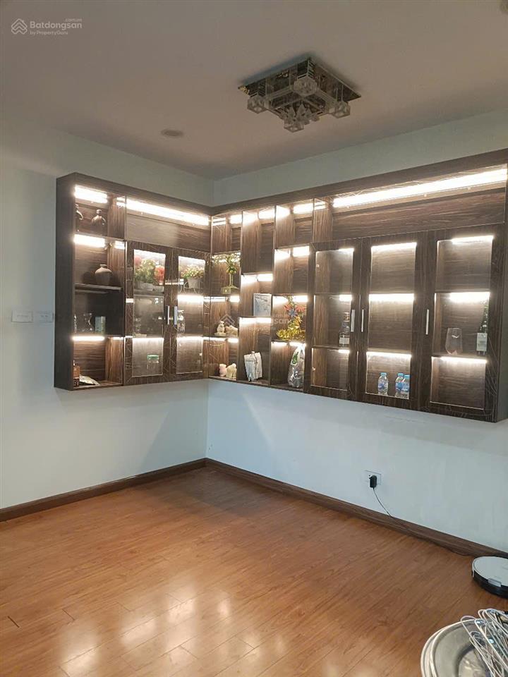 Bán cc 96a định công  dt 131m2, 3 ngủ, 2 vs, căn góc hướng mát