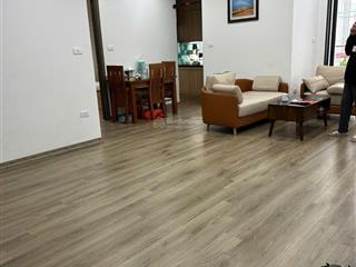 Bán cc đẹp tòa ct6,77m, 3pn sửa thành 2pn, 1wc tại khu đô thị mới định công,căn góc 2 ban công