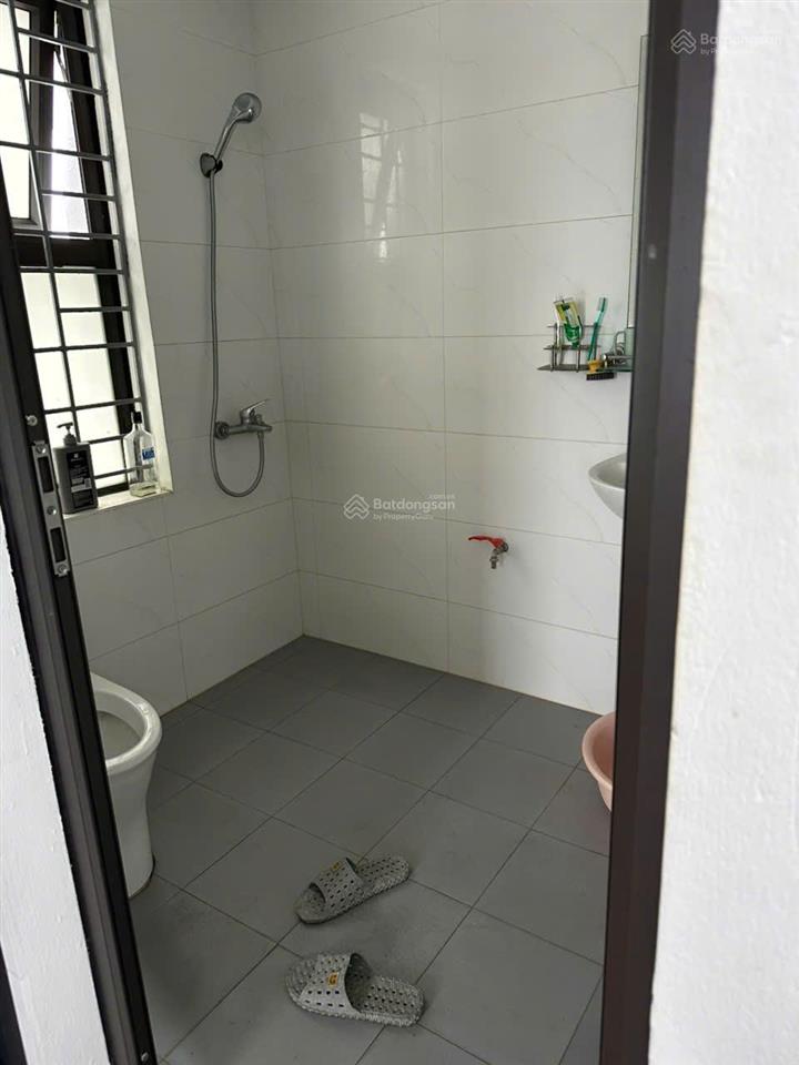 Bán cc đẹp tòa ct6, 77m2, 3pn sửa thành 2pn, 1wc tại khu đô thị mới định công, căn góc 2 ban công