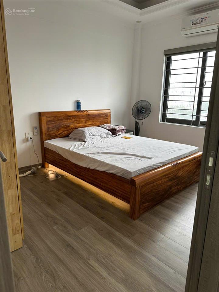 Bán cc đẹp tòa ct6, 77m2, 3pn sửa thành 2pn, 1wc tại khu đô thị mới định công, căn góc 2 ban công