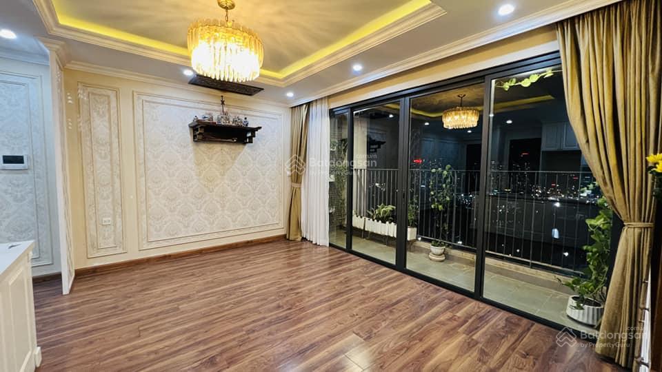 Bán cc ct6  kđt định công, dt 78m2, 2 phòng ngủ, căn góc, 2 ban công