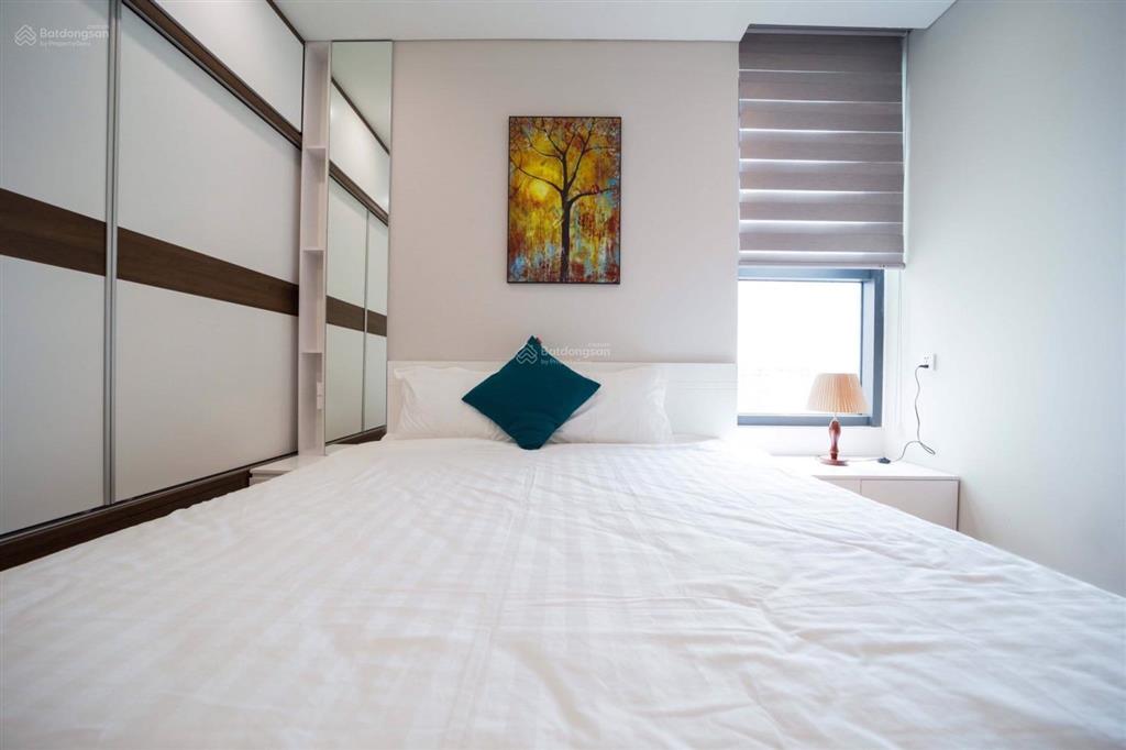 Bán chcc smile building nguyễn cảnh dị, dt 74m2, 2 ngủ 2 vs, ban công đông nam, có slot ô tô