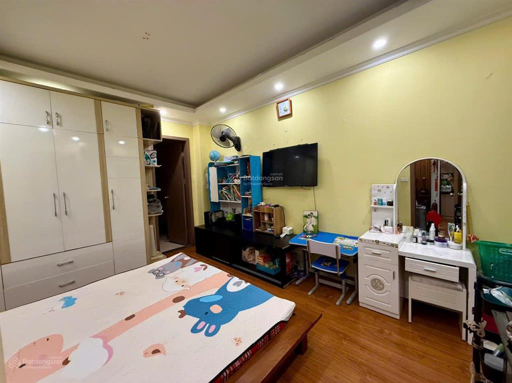 Cần bán căn hộ cc az sky  kđt định công, dt 78m, 2 ngủ, 2 vs