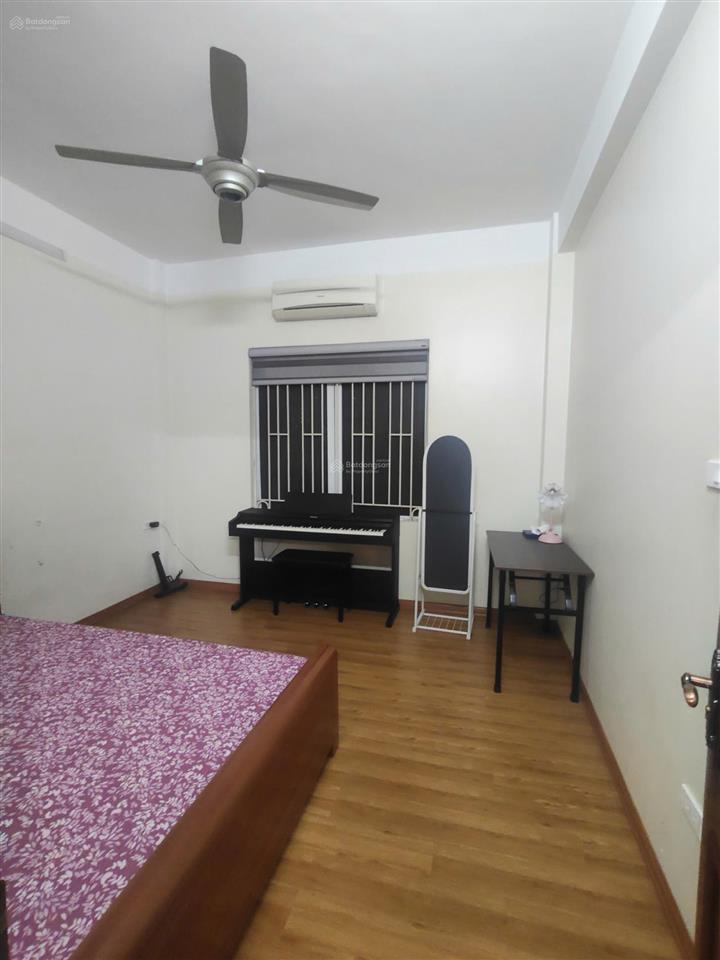 Cho thuê cc kđt định công  diện tích 89m2, thiết kế 3 phòng ngủ, 1 vs, nhà đủ đồ