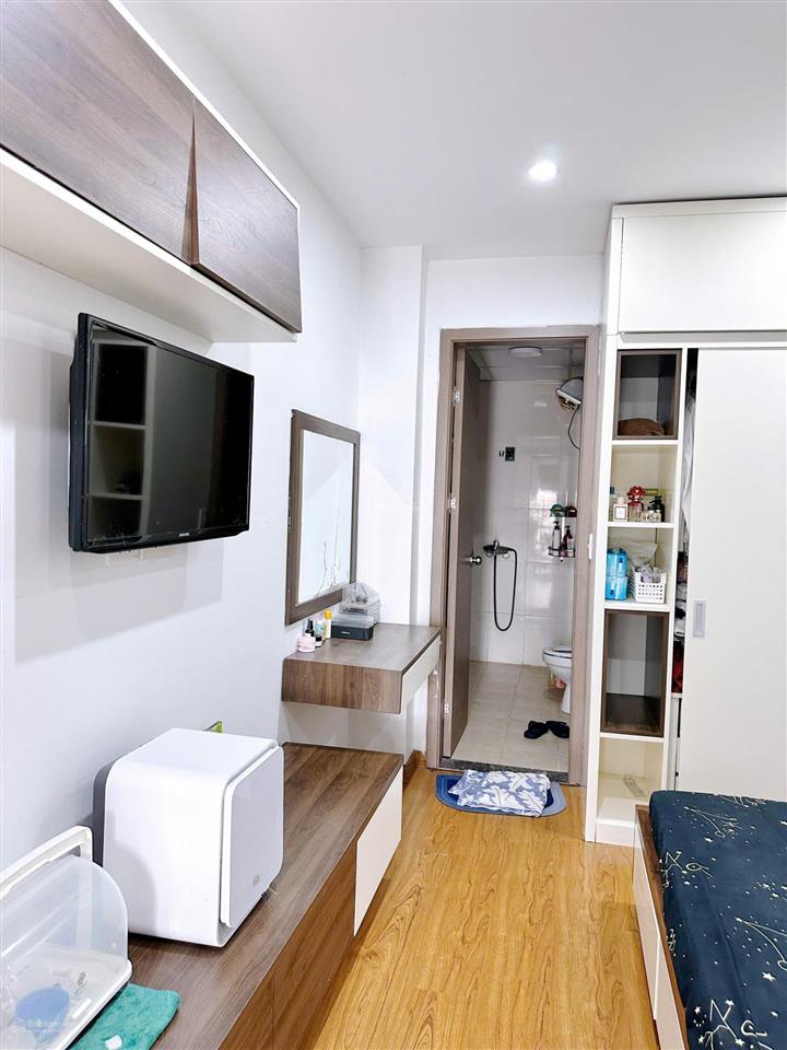 Cho thuê cc az sky  kđt định công, dt 78m2, 2 phòng ngủ, 2 vs, đủ đồ đẹp