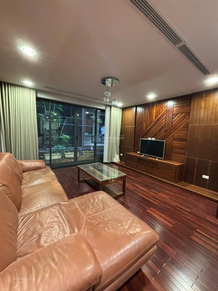 Cho thuê nhà phố lê trọng tấn  thanh xuân, dt 70m* 6 tầng thang máy, đủ đồ có gara để ô tô