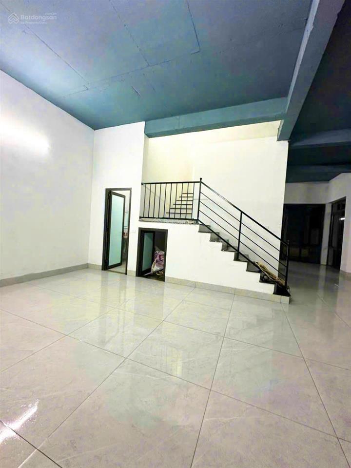 Cho thuê lô góc biệt thự thanh bình  nguyễn cảnh dị, dt 180m, 5 tầng 1 tum, có thang máy