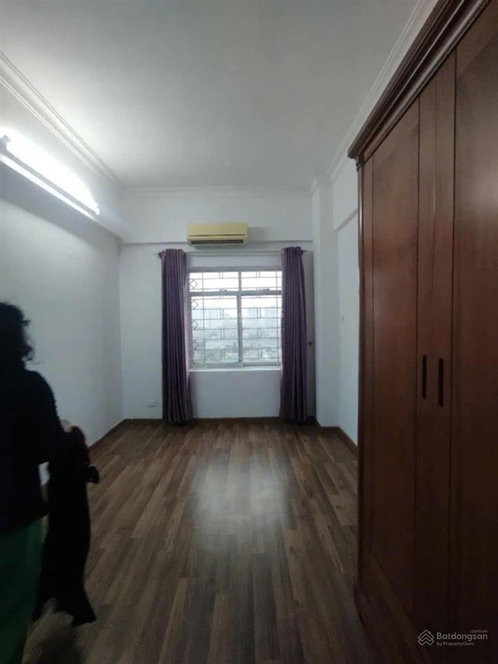 Bán chung cư ct16 kđt định công  gần bv bưu điện, dt 81m, 3 ngủ, 2 vs, sẵn sổ đỏ cc