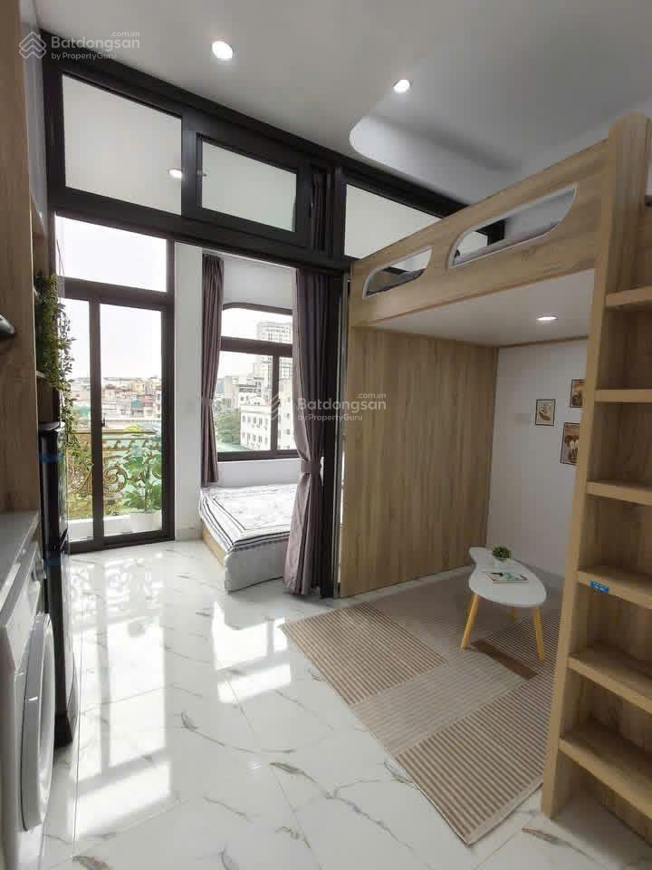 Cho thuê ccmn 2 ngủ ngõ 95 cự lộc, 25m, full đồ, thang máy, 6,2 triệu/th.  0904 043 ***