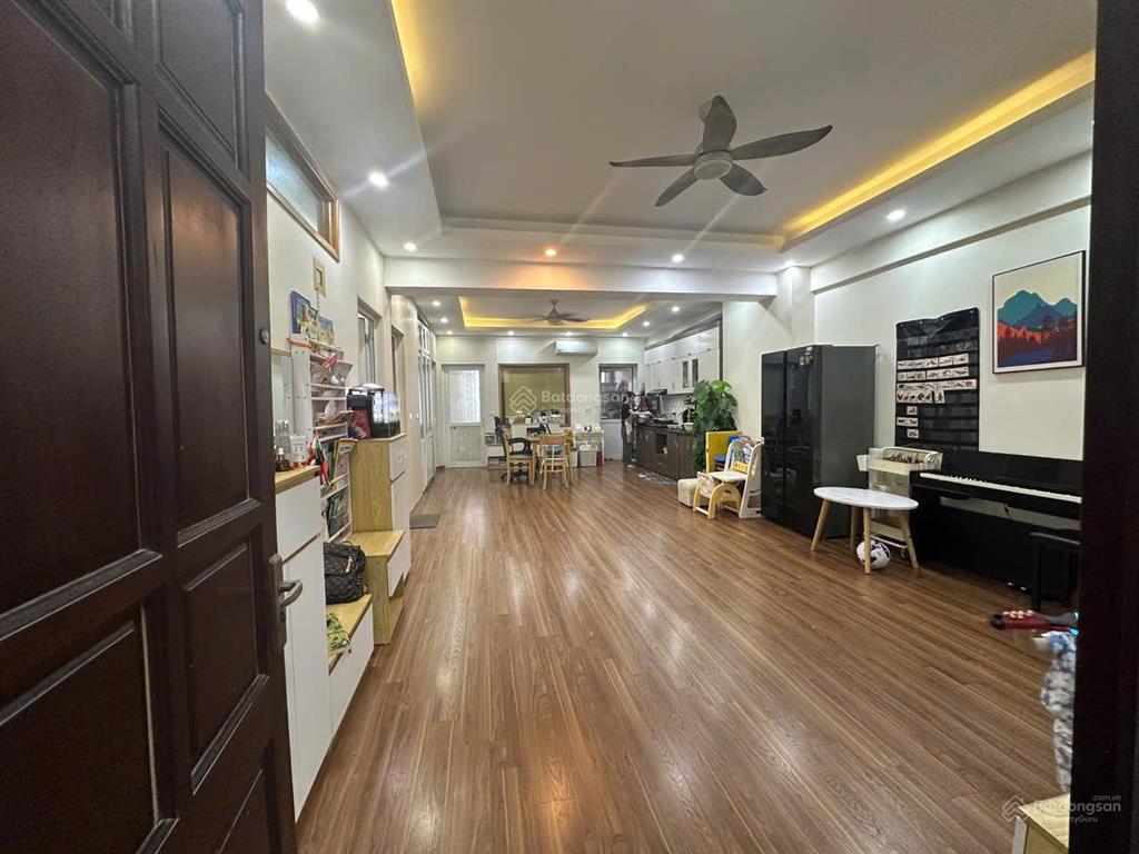 Cần bán nhanh căn hộ chung cư ct6 khu đô thị văn khê