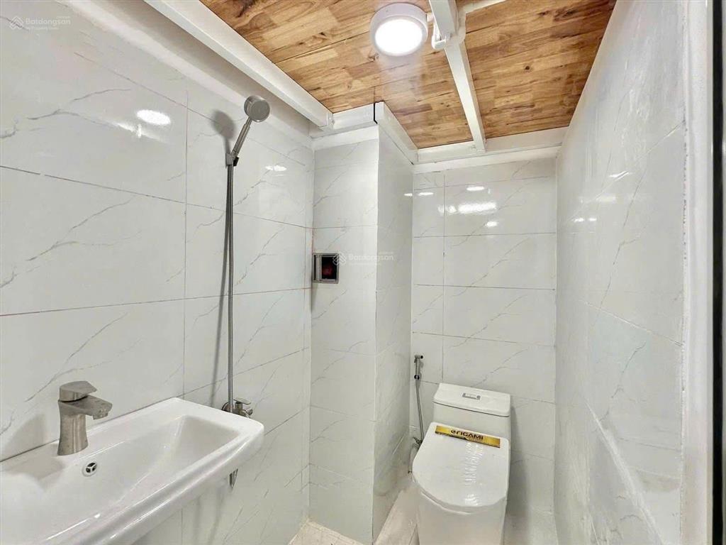 Bán tòa chdv 55p, dòng tiền 220tr, vị trí liên khu 45 giáp chợ bình thành sầm uất, giá 26,8 tỷ