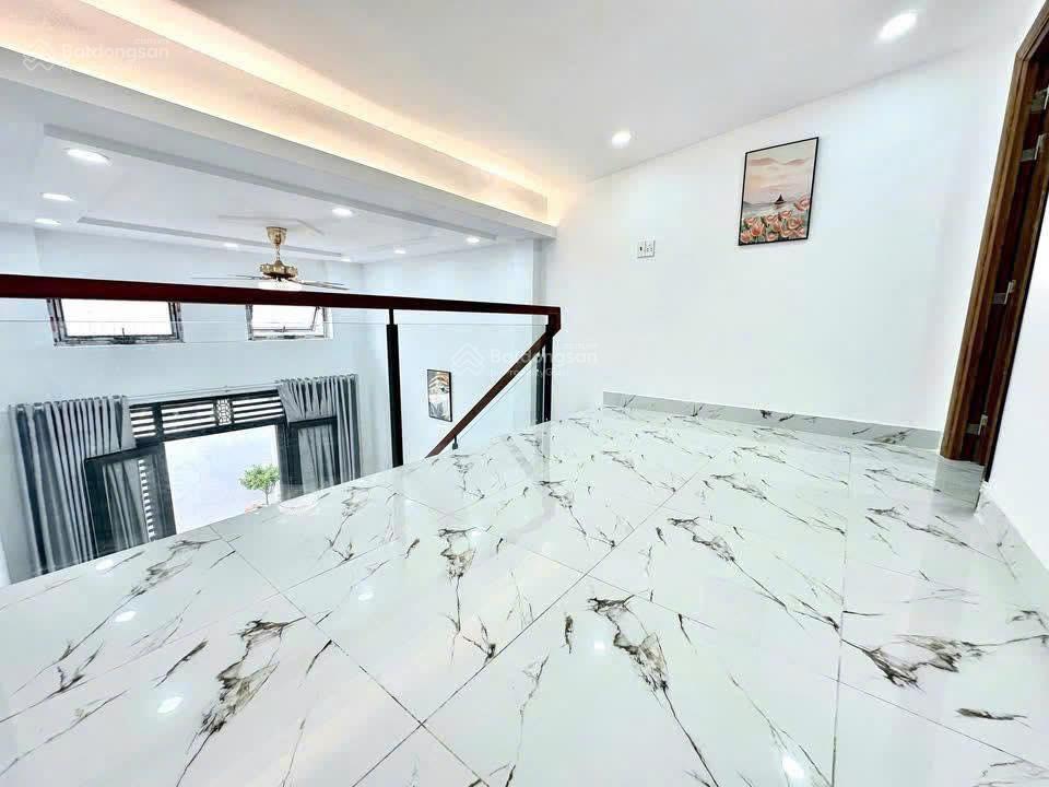 Cần bán nhanh nhà mới 1 lửng 2pn, đường số 6, bình tân, nhà trống vào ở ngay