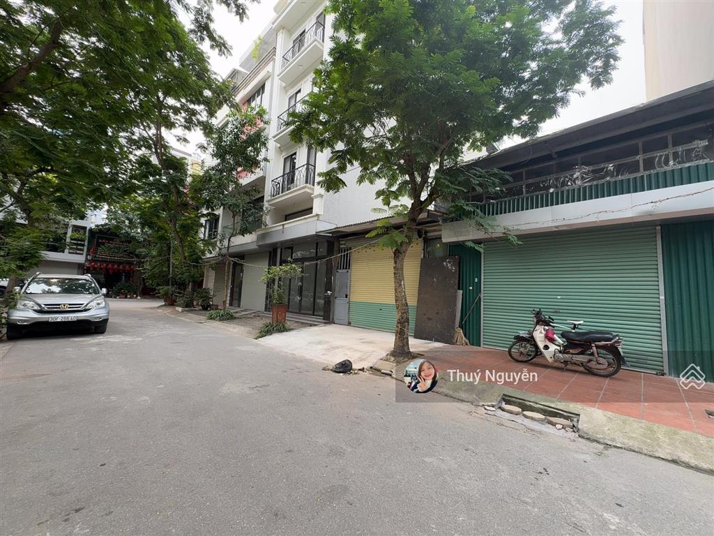 Bán đất đấu giá mậu lương gần sân bóng 60m2/5m mặt  tiền, 10 tỷ sổ a4 gpxd 7 tầng thang máy
