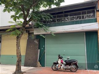 Bán đất đấu giá mậu lương gần sân bóng 60m/5m mặt hơn 10 tỷ sổ a4 cpxd 7 tầng thang máy