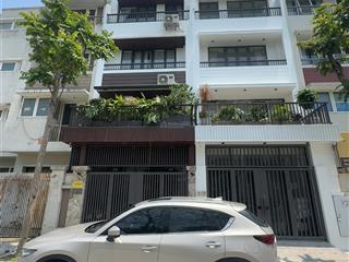 Liền kề an hưng ngộp bank 18 tỷ 83m view hồ và công viên