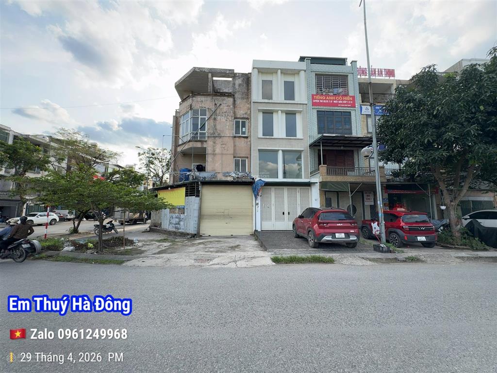 Sếp cũ gửi bán độc quyền tt4 văn phú view cổng chào phú lương đường đôi 91m kinh doanh víp