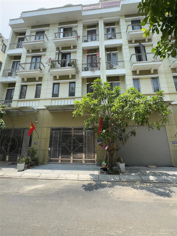 Liền kề phú lương ngộp bank 10 tỷ bán gấp 63m 5 tầng