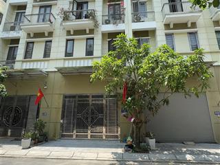 Liền kề phú lương ngộp bank 10 tỷ bán gấp 63m 5 tầng