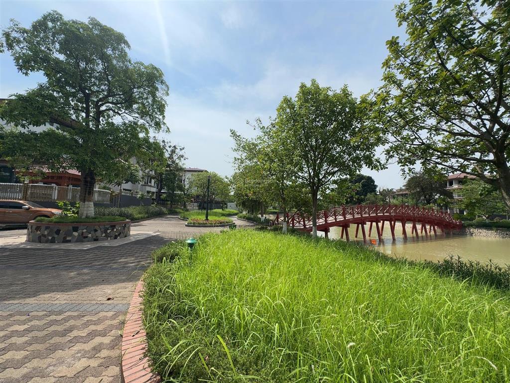 Liền kề an hưng ngộp bank 18 tỷ 83m, view hồ ô thang máy hoàn thiện đẹp