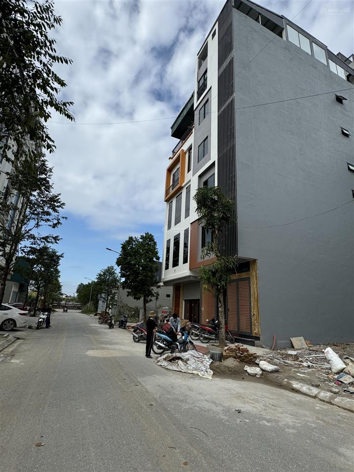 Nhỉnh 9 tỷ bán gấp đấu giá phú lương 62.5m2, 5m mặt tiền cpxd 7 tầng thang máy sổ a4 không lỗi gì