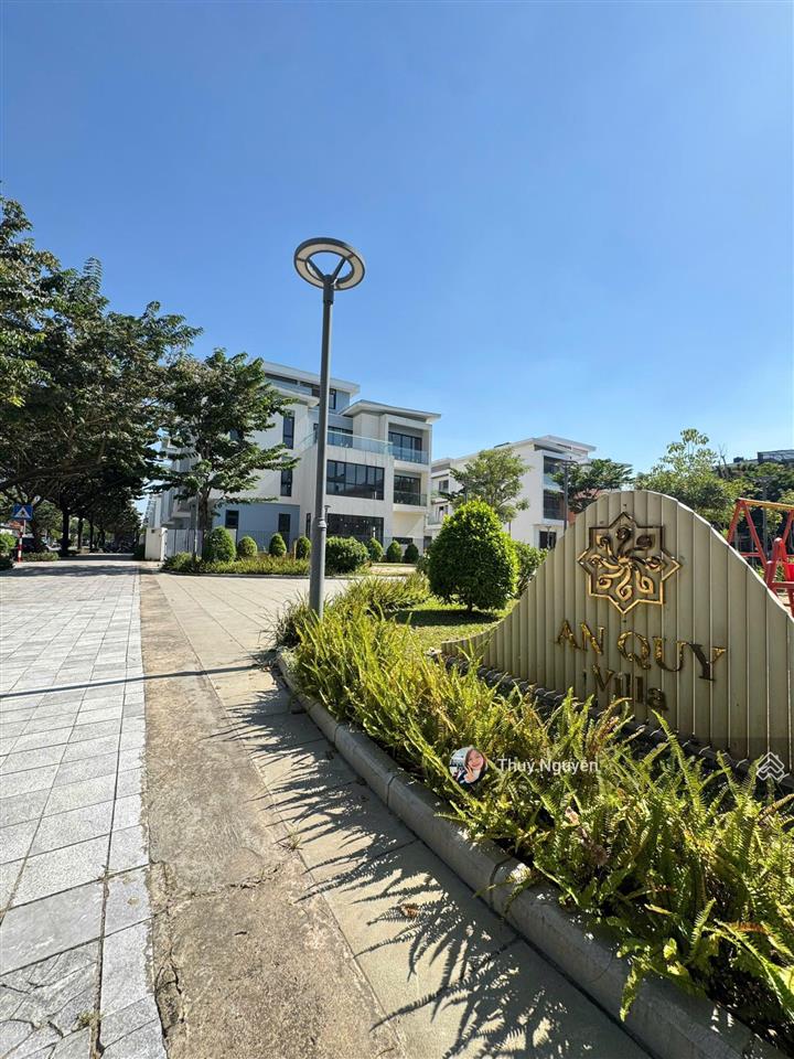 Ngộp bank 25 tỷ biệt thự an quý 198m2 view vườn hoa cần bán ngay