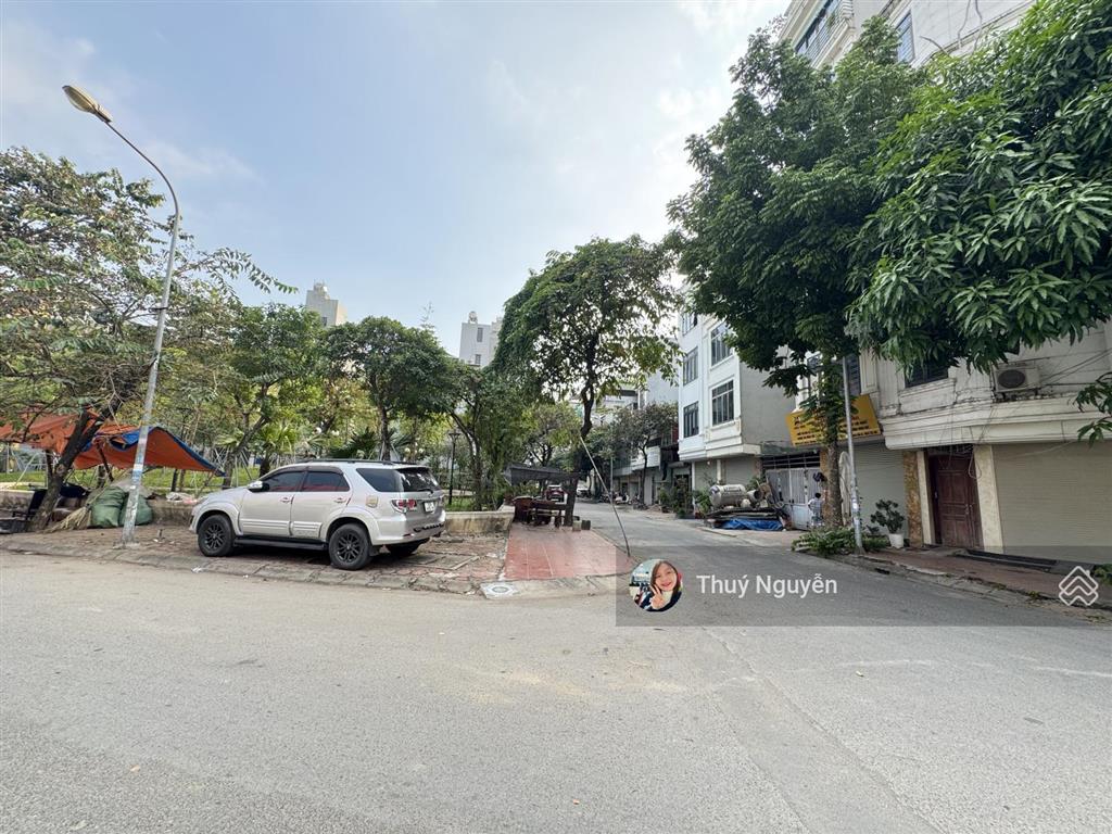 10.5 tỷ nhà dịch vụ kiến hưng  mậu lương 50m full nội thất view công viên