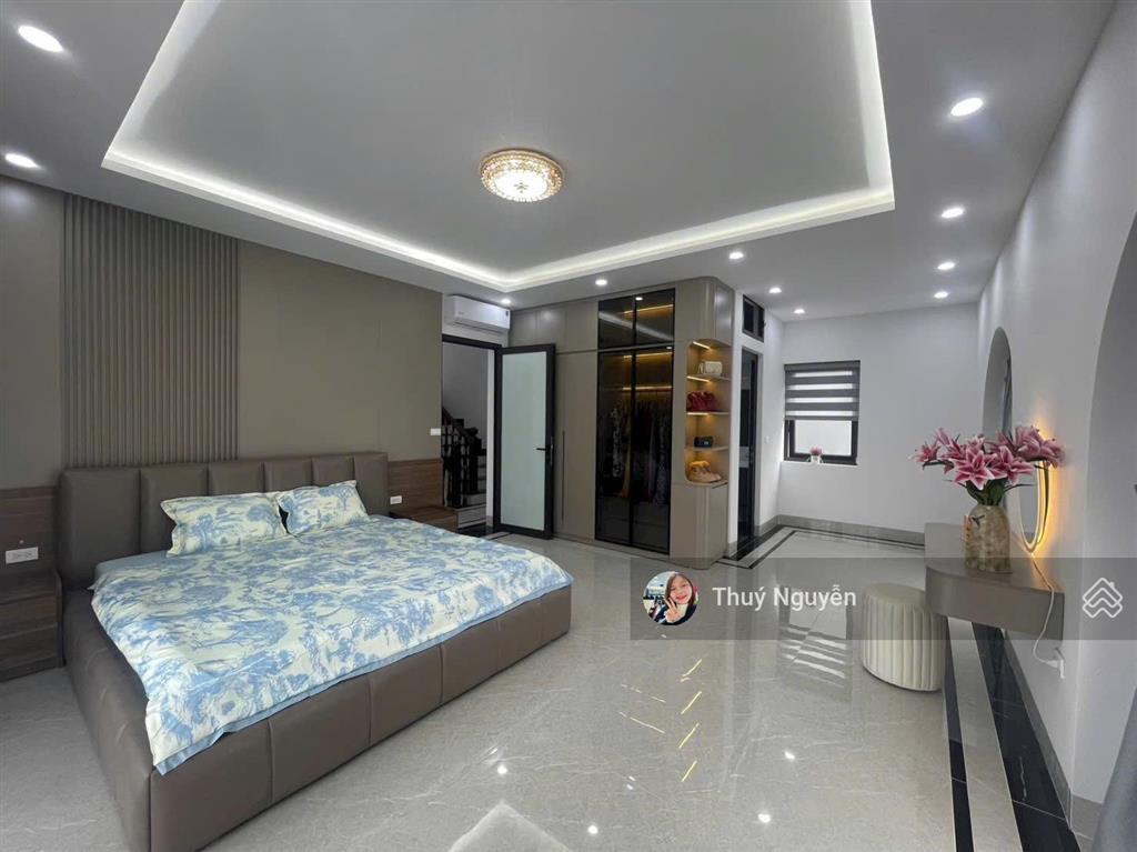 10.5 tỷ nhà dịch vụ kiến hưng  mậu lương 50m full nội thất view công viên