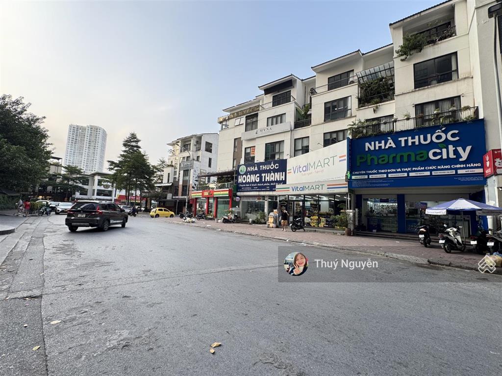 Liền kề hoàng thành villas mỗ lao 80m 6 tầng thang máy 8m mt dòng tiền 1 tỷ/năm
