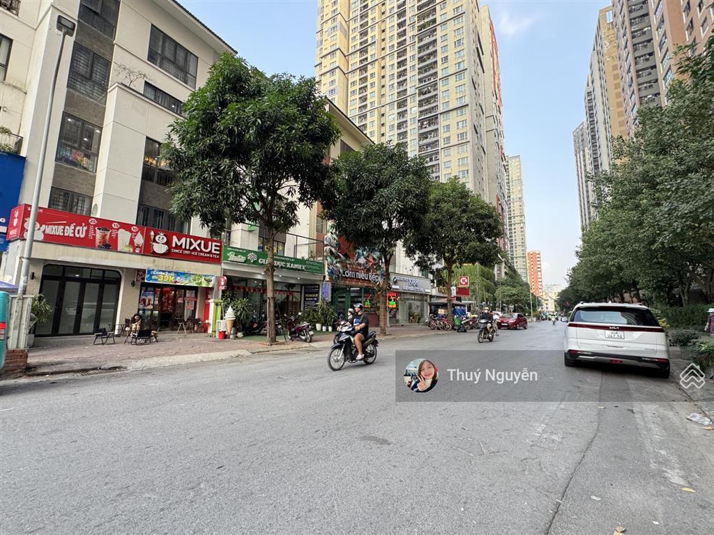 Liền kề hoàng thành villas mỗ lao 80m 6 tầng thang máy 8m mt dòng tiền 1 tỷ/năm