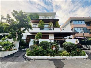 Bán biệt thự mặt tiền phú mỹ hưng  10x19m  3 tầng  hđt 2000 đô/tháng  giá 50 tỷ