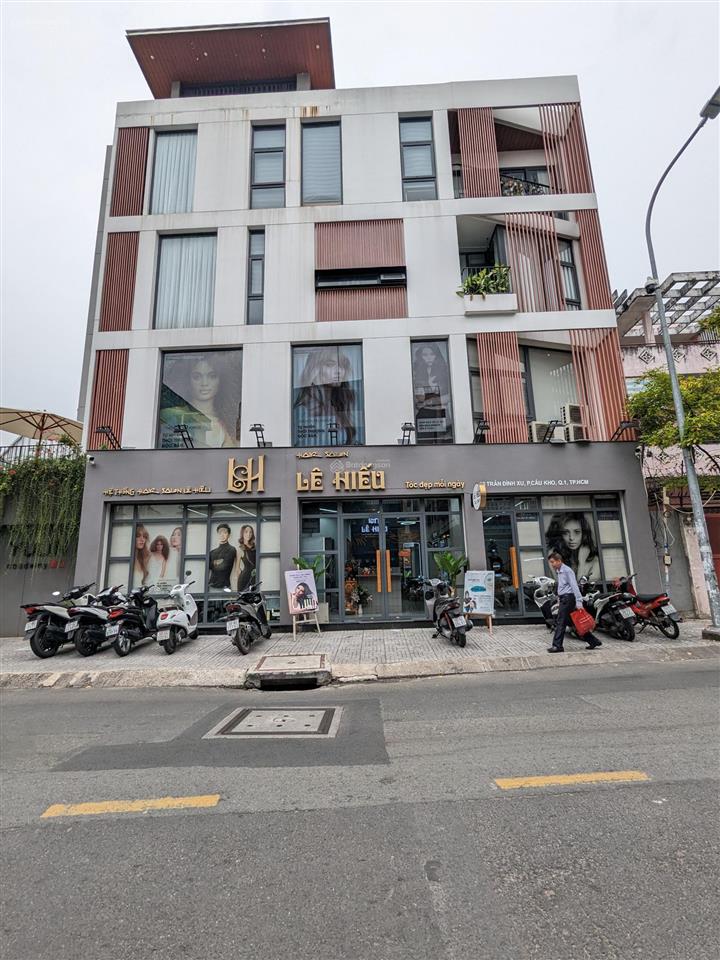 Bán nhà 18a nguyễn thị minh khai  12x17m  5 tầng  100 triệu/tháng  không lộ giới  65 tỷ
