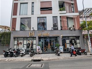 Bán nhà 18a nguyễn thị minh khai  12x17m  5 tầng  100 triệu/tháng  không lộ giới  65 tỷ