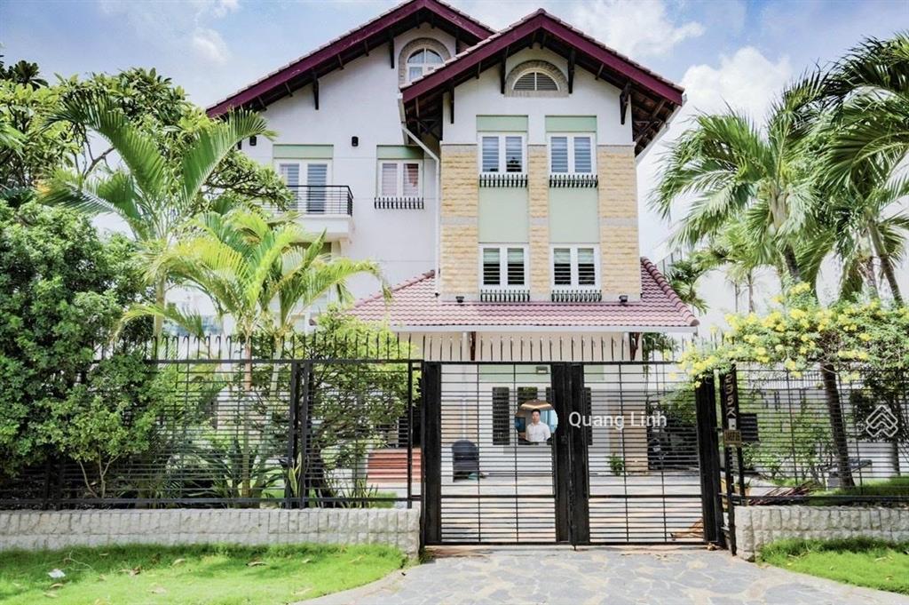 Biệt thự đẳng cấp 146 nguyễn văn hưởng bảo vệ nghiêm ngặt, 651m2, 3 tầng, hồ bơi, 100 tỷ