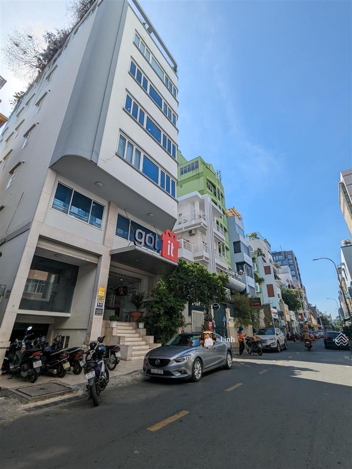 Bán nhà góc 2 mặt tiền phan đăng lưu  8x20m  hầm 7 tầng  250 triệu/tháng  giá 50 tỷ